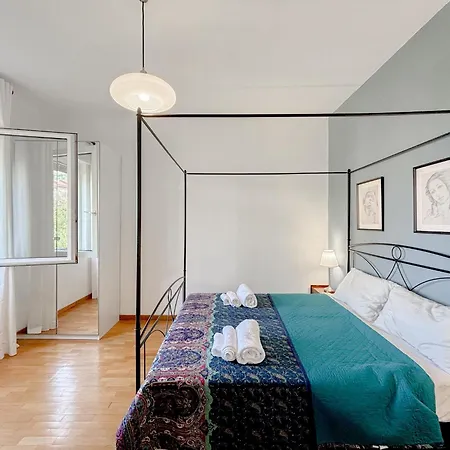 Belvedere Three-room View Appartement